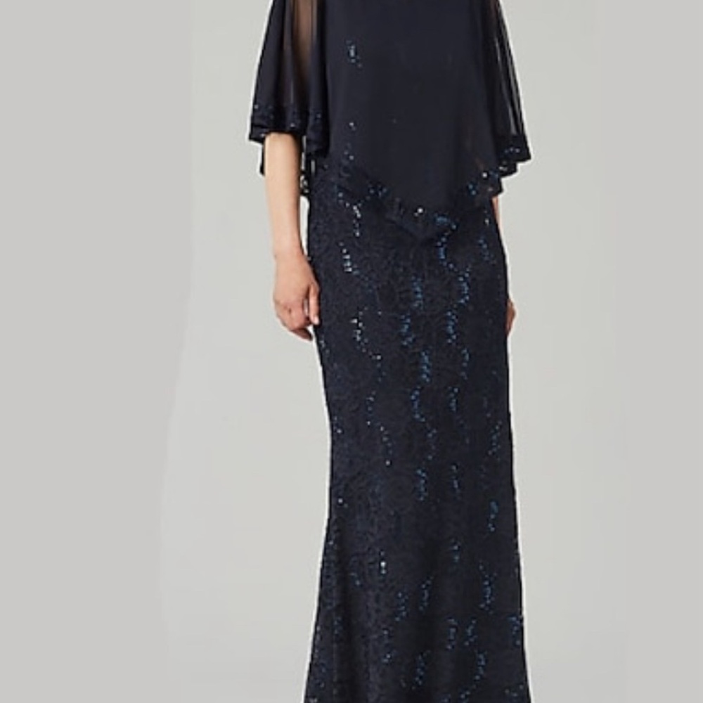 Plus size formal gown jewel neck Gold size 20W